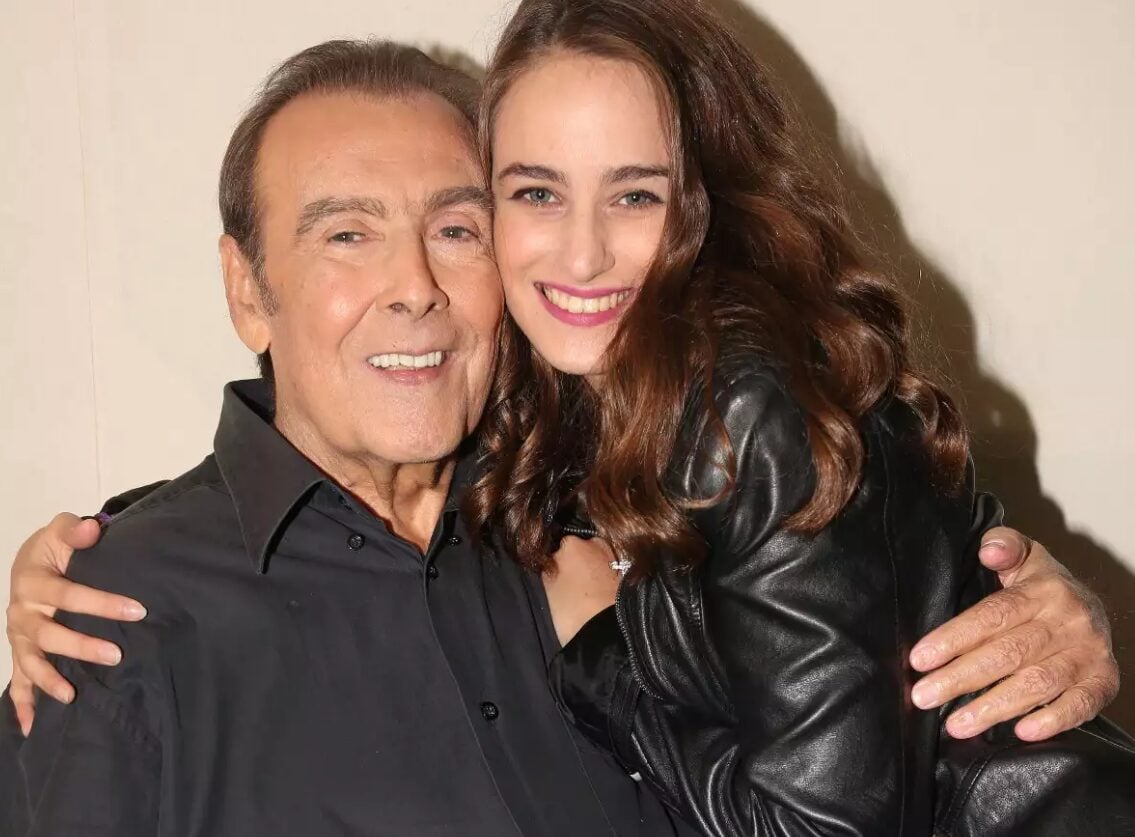 Τόλης Βοσκόπουλος-κόρη- Τόλης Βοσκόπουλος-κόρη-