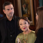 Μια νύχτα μόνο: Η Ελένη σε άθλια κατάσταση τρεκλίζει μπροστά στην Αννέζα και της επιτίθεται