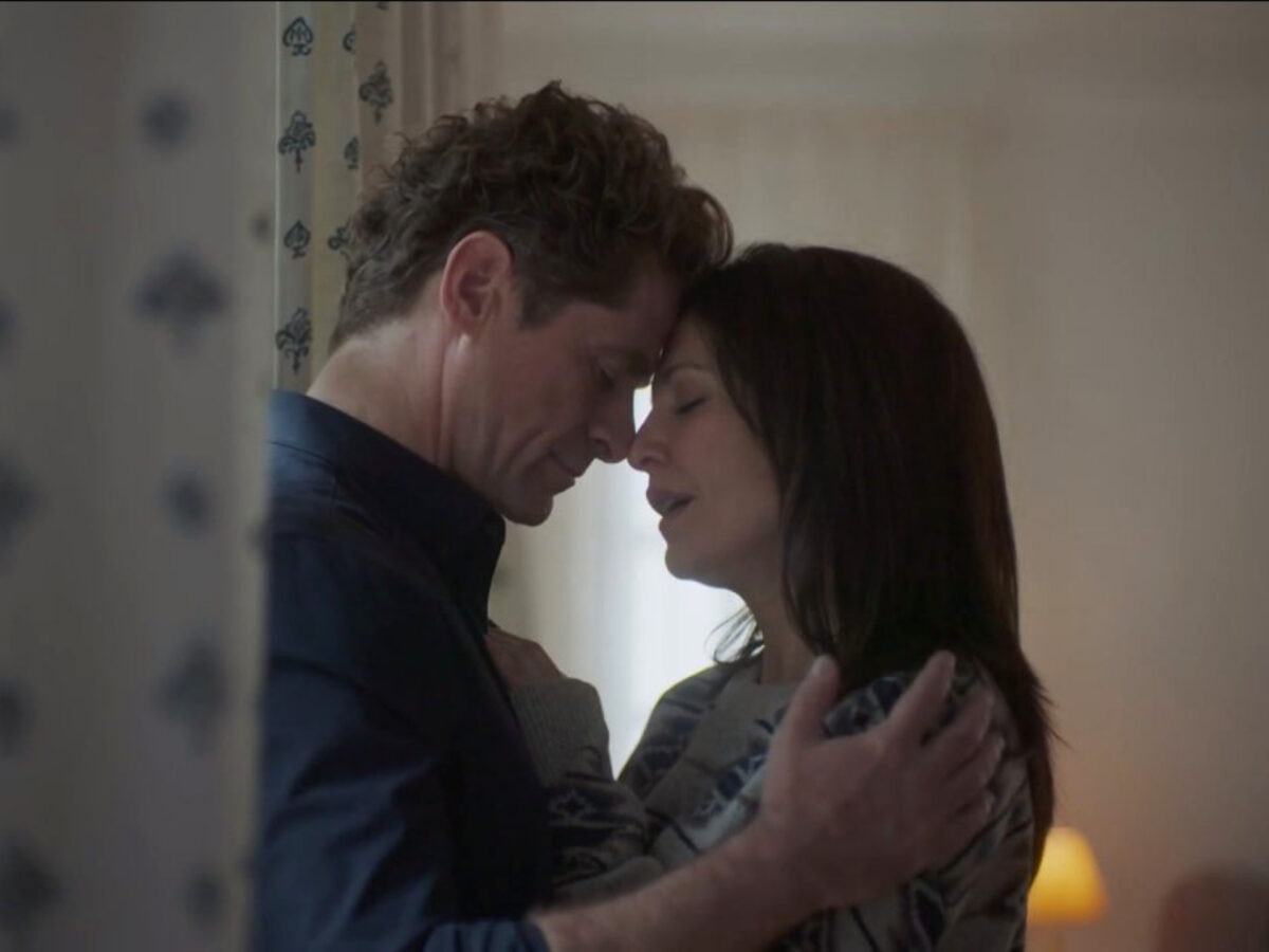 Μια Νύχτα Μόνο: Ο Επίσημος αρραβώνας Αρετής και Οδυσσέα είναι γεγονός