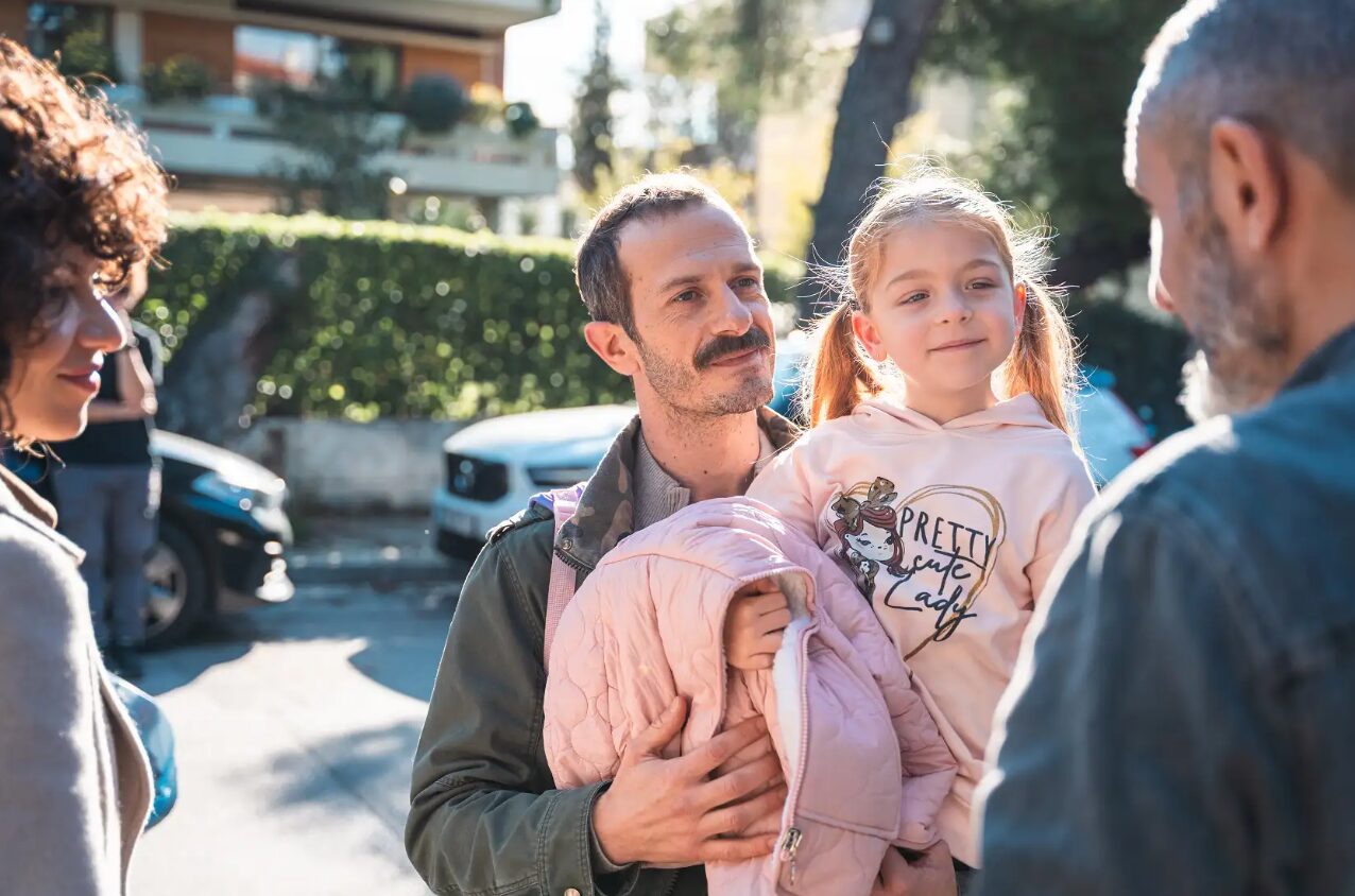 Μπαμπά σ' αγαπώ επόμενα επεισόδια: 1, 2