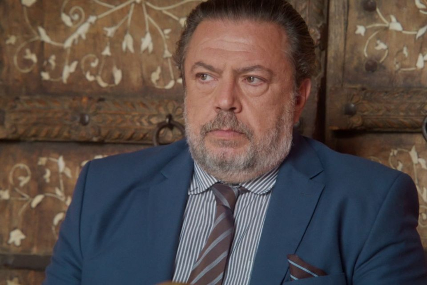 Να μ αγαπάς-Θεόφιλος