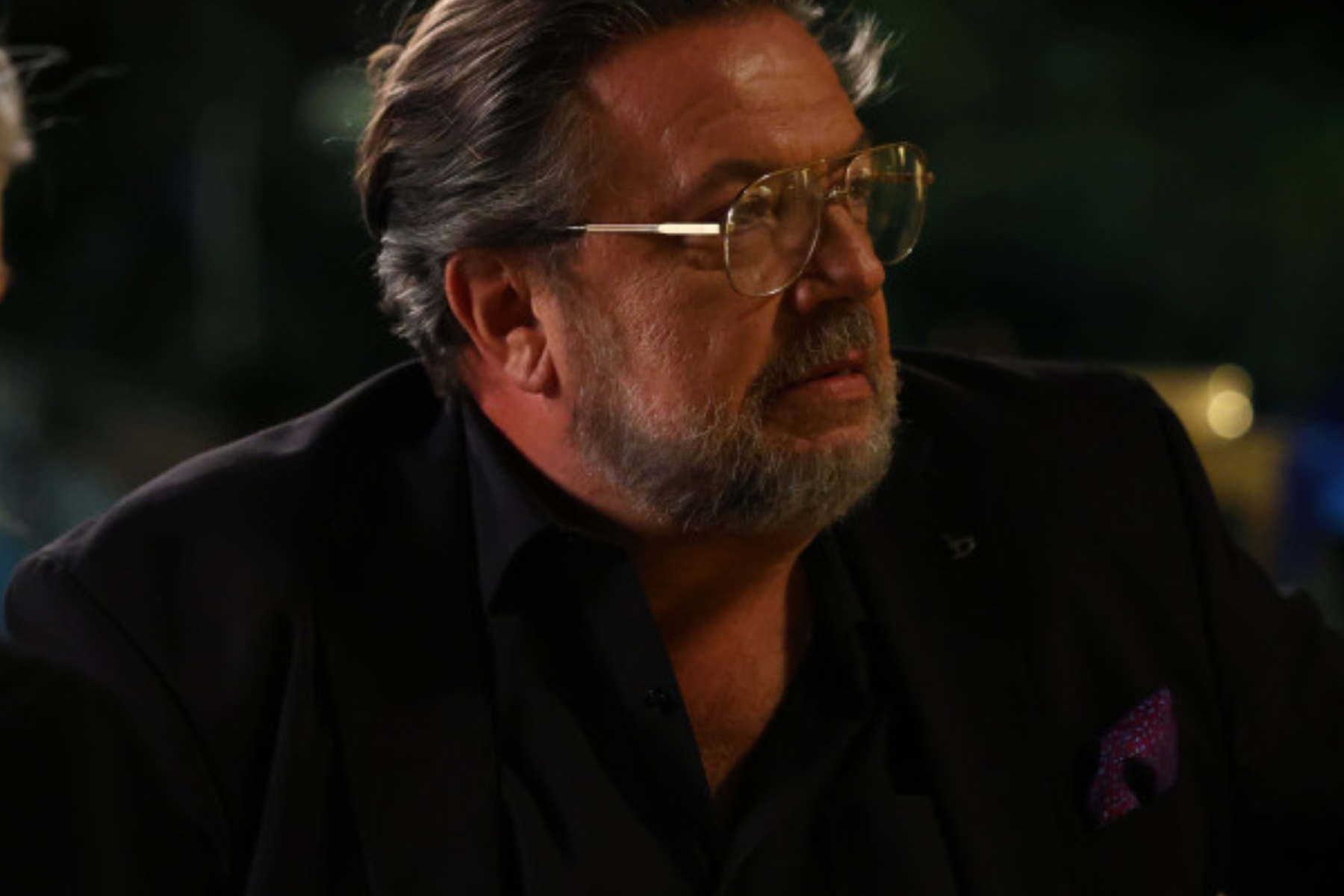 Να μ' αγαπάς-Θεόφιλος-