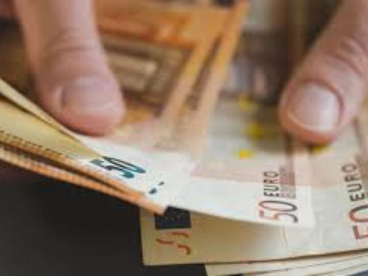 Νέο έκτακτο επίδομα για το Πάσχα: Ποιοι είναι οι δικαιούχοι