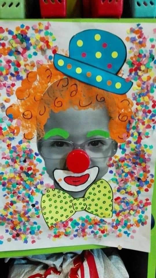 αποκριάτικος-clown-με-φωτογραφία- αποκριάτικος-clown-με-φωτογραφία-