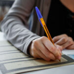 Πανελλήνιες 2026: Το αναλυτικό πρόγραμμα των εξετάσεων για ΓΕΛ και ΕΠΑΛ από το Υπουργείο Παιδείας