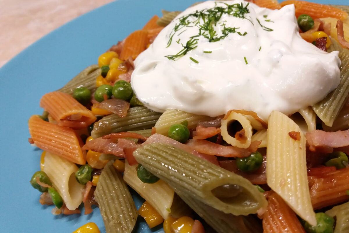 πένες-τρικολόρε-με-σώς γιαουρτιού-συνταγή-