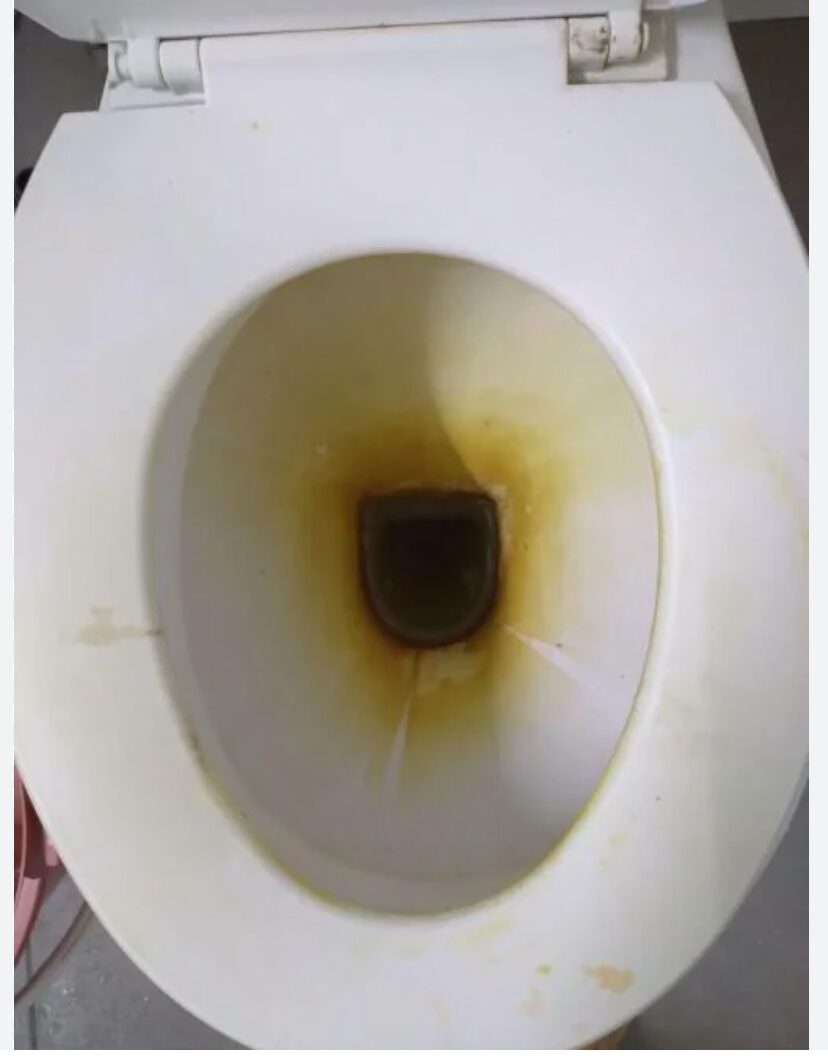 βρώμικη-λεκάνη-