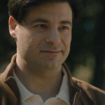 Το Σπίτι δίπλα στο ποτάμι-Άγγελος-