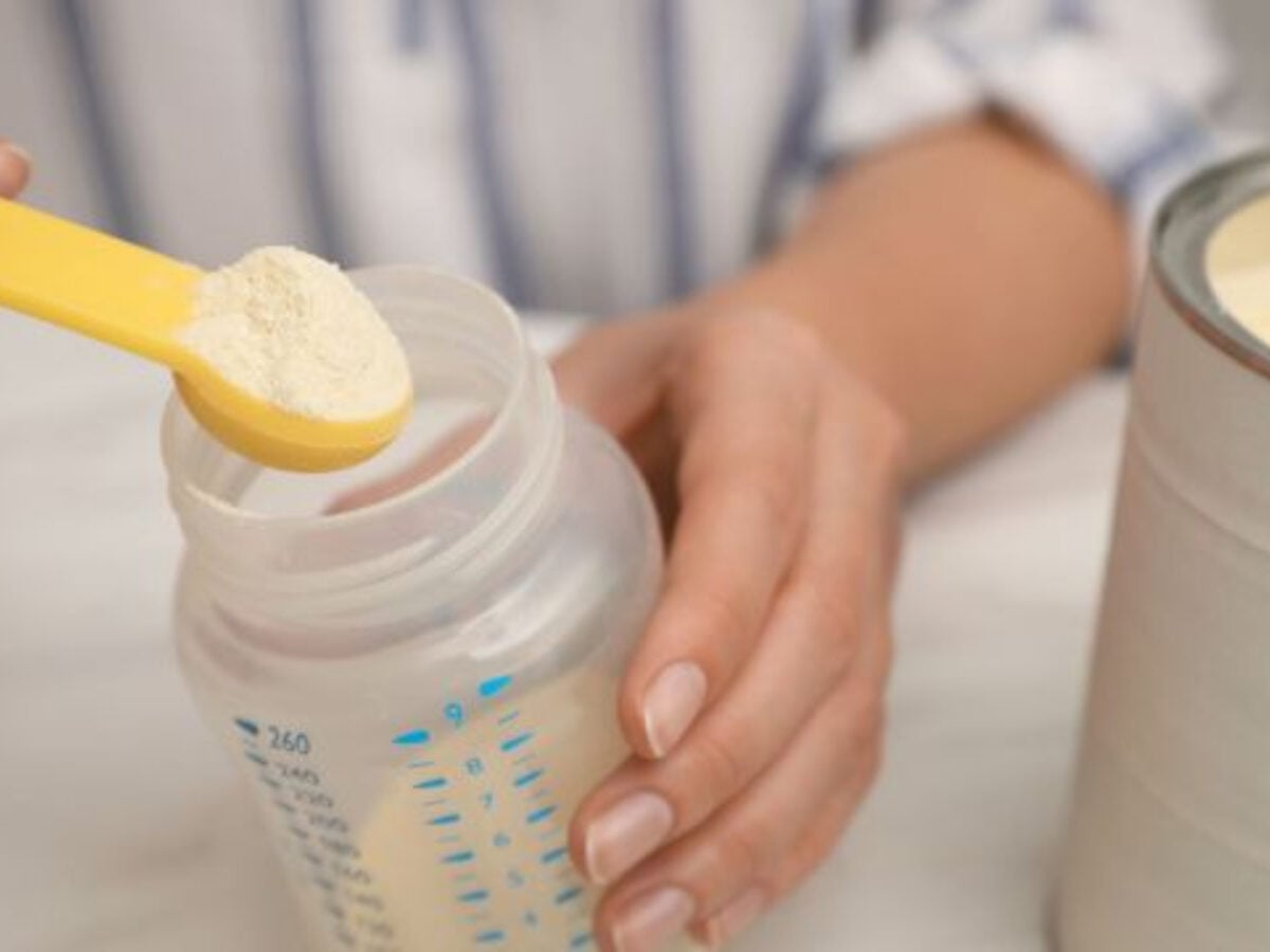 Συναγερμός από την Nestlé: Διευρύνει την ανάκληση με τα επικίνδυνα βρεφικά γάλα - Πλήρης λίστα με όσα ανακαλούνται στην Ελλάδα