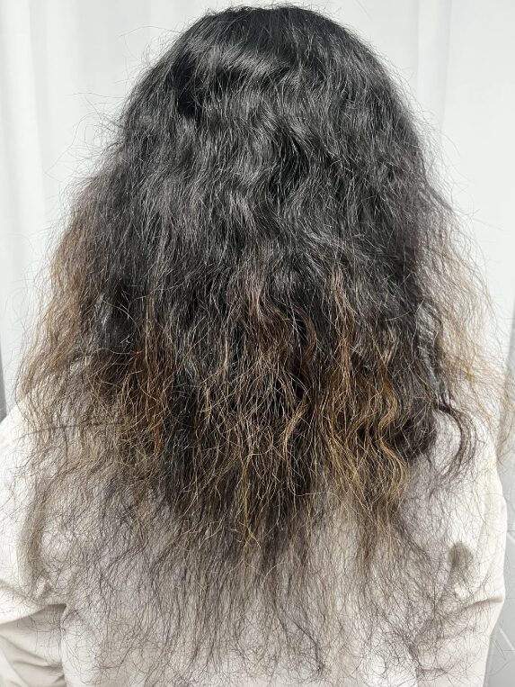 καμένα μαλλιά-