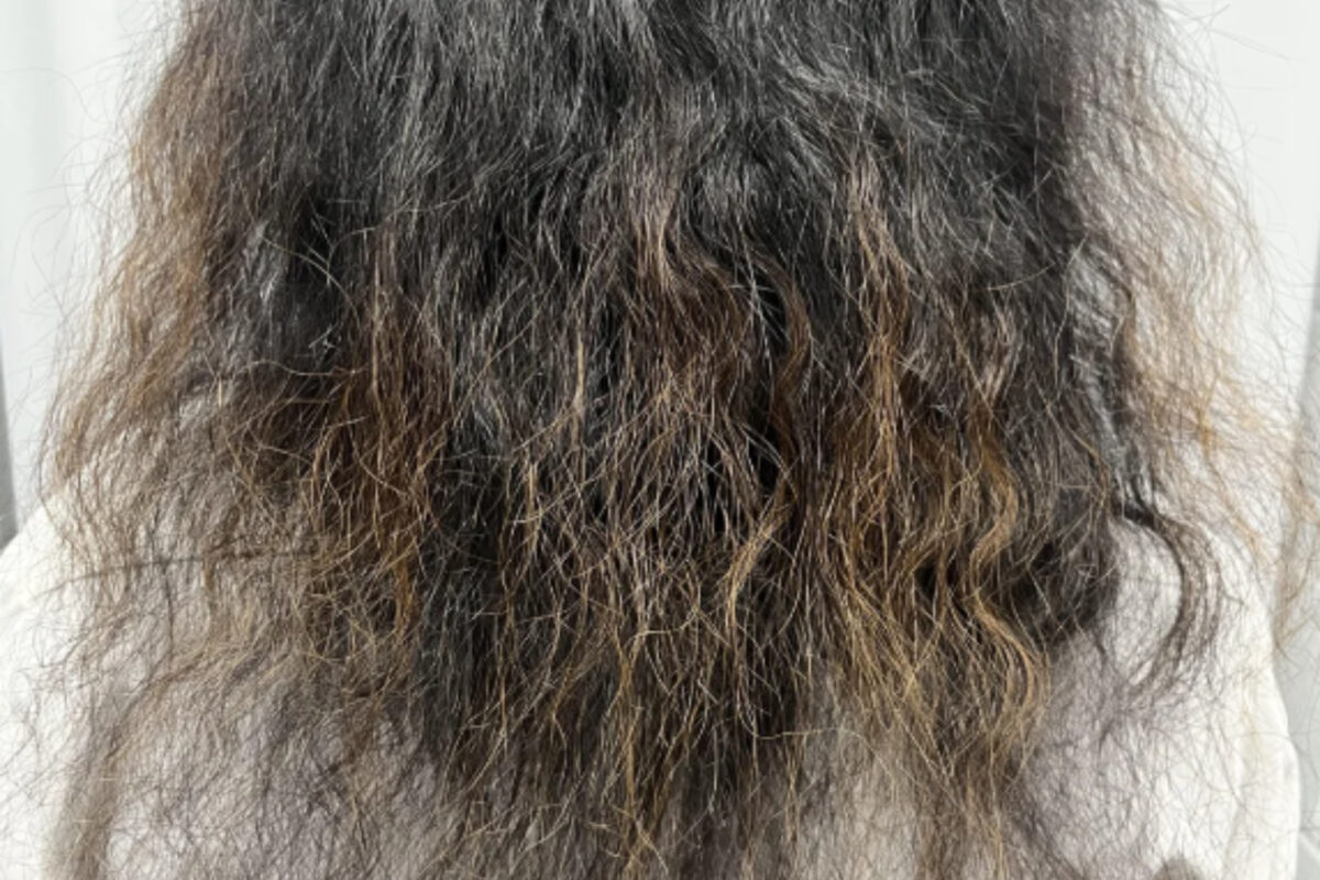 καμένα-μαλλιά-