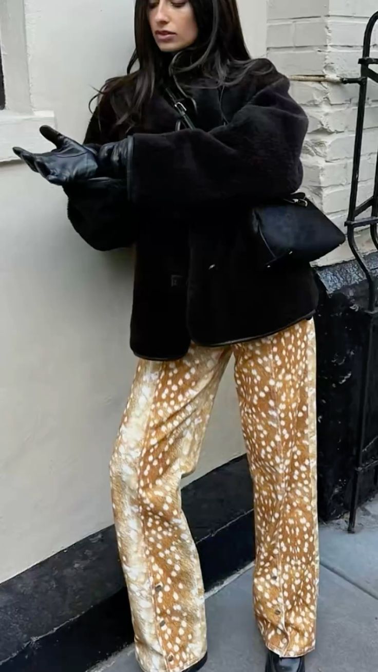 παντελόνι-bambi print-με-μαύρη γούνα-