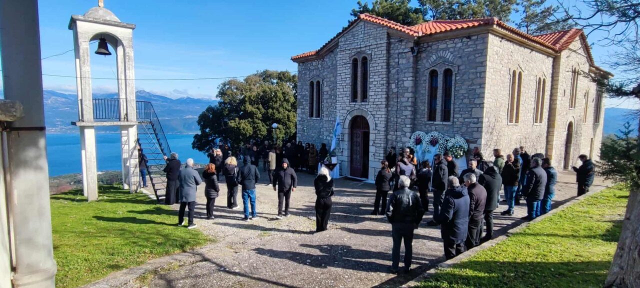 Θρήνος στην κηδεία του δολοφονηθέντος Κωνσταντίνου Αλεξανδρή4