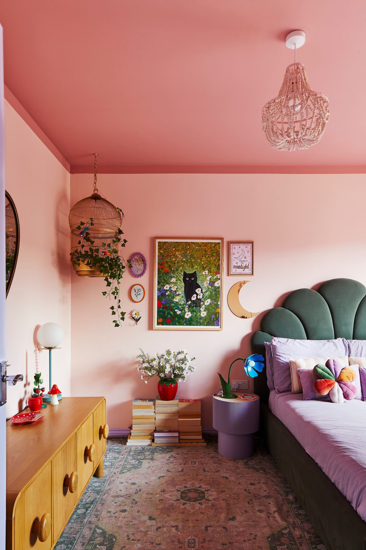 ροζ-τοίχοι-στη-κρεβατοκάμαρα- ροζ-τοίχοι-στη-κρεβατοκάμαρα-