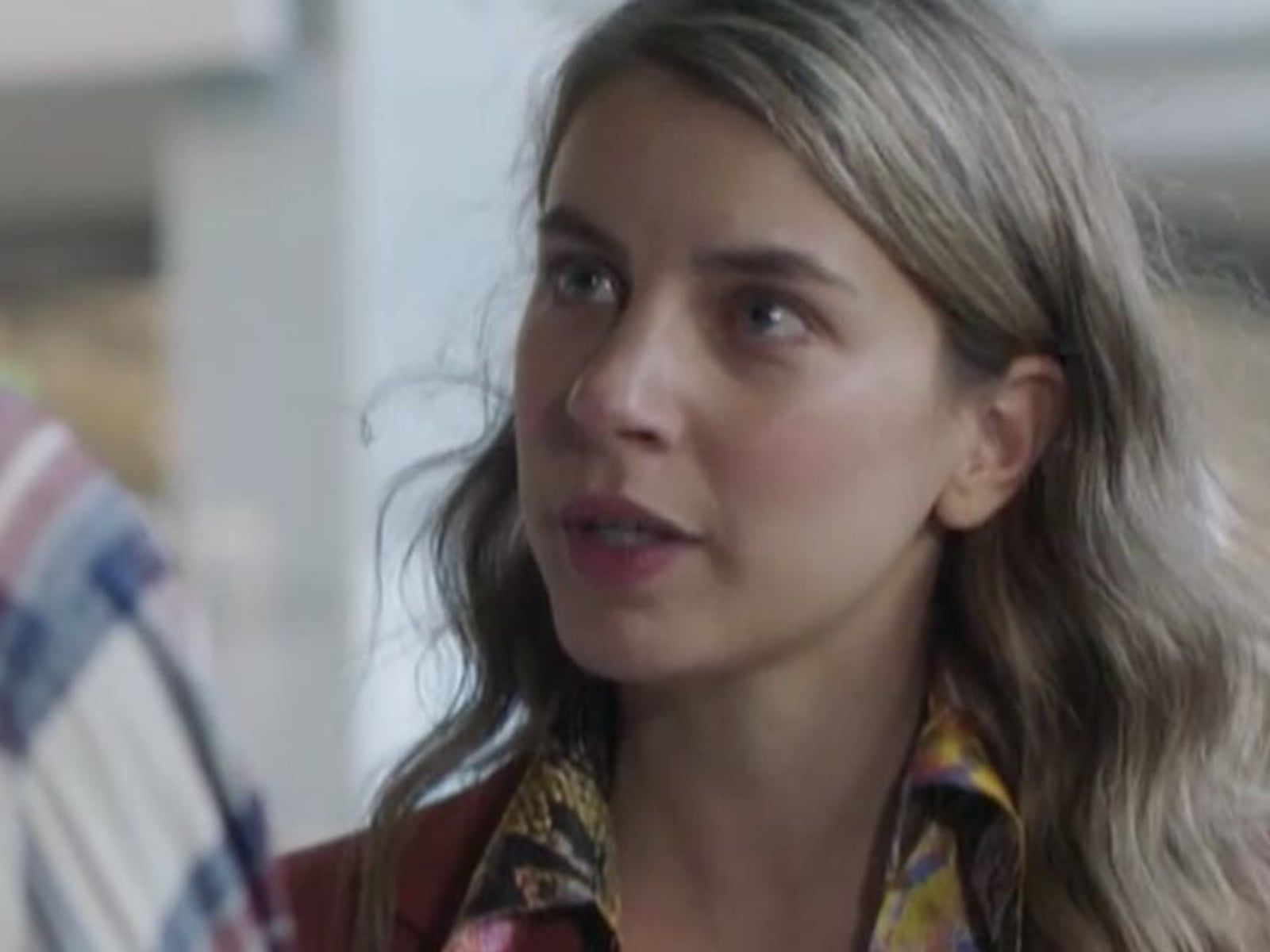 Το σπίτι δίπλα στο ποτάμι-Ιουλία-