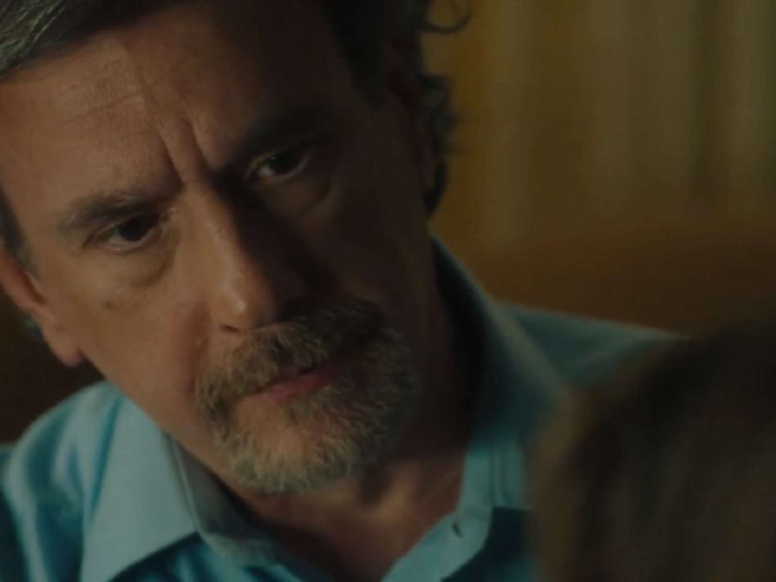 Το σπίτι δίπλα στο ποτάμι-Απόστολος