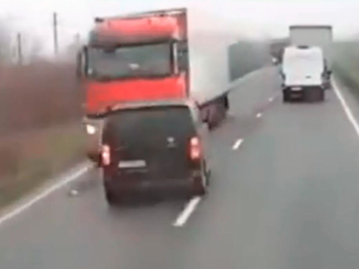 Το «τελευταίο πέταγμα» των επτά αετών: Το σπαρακτικό βίντεο με τους οπαδούς του ΠΑΟΚ στην γειτονιά των αγγέλων