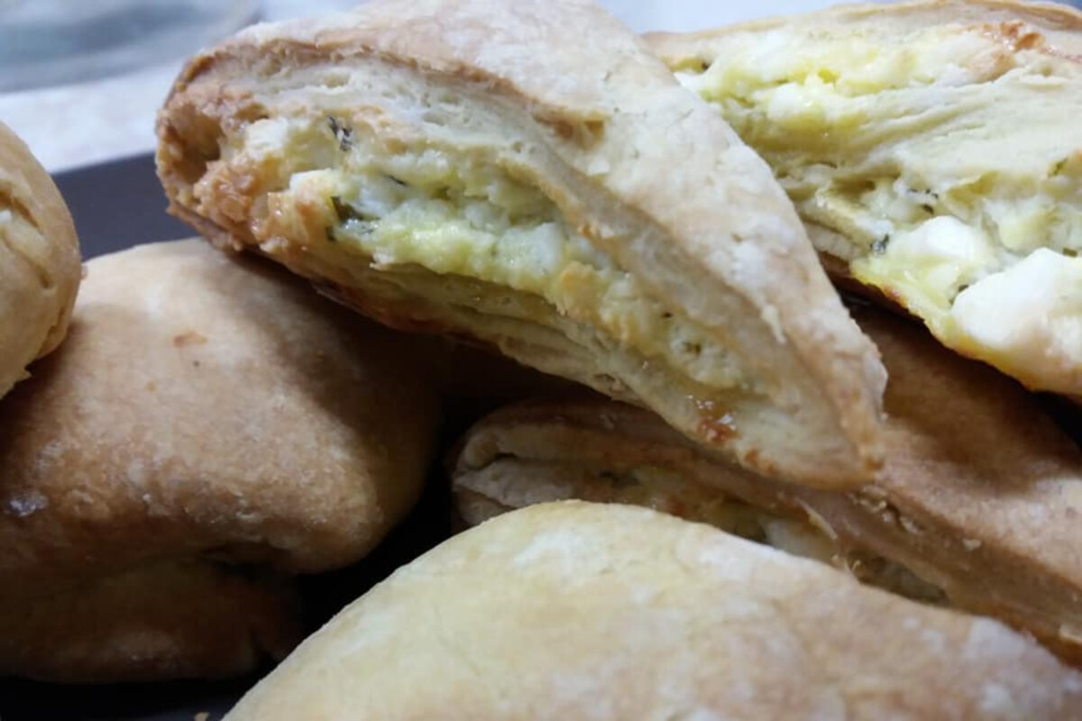 τυροπιτάκια με-ζύμη πορτοκαλιού-συνταγή για-κολατσιό-