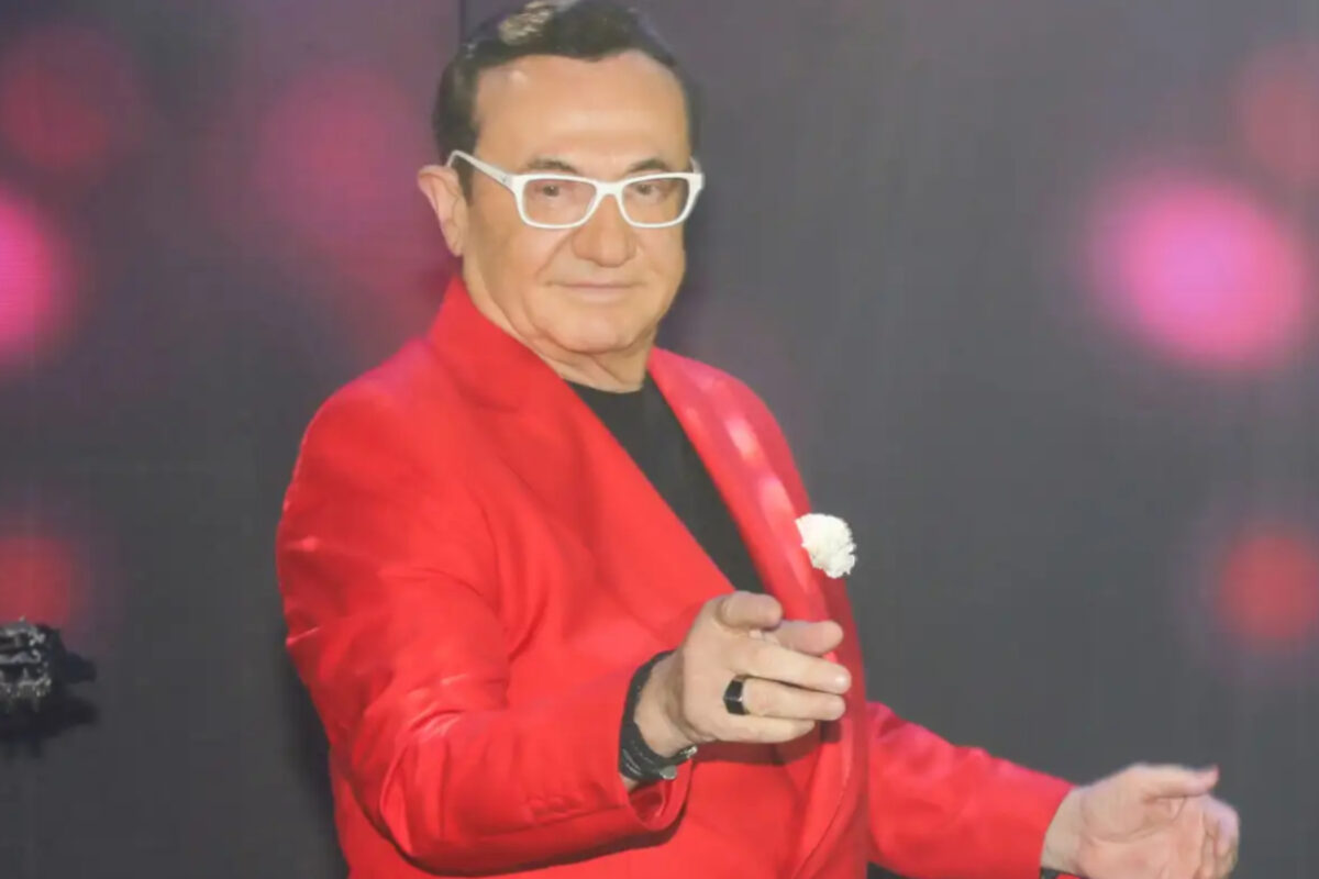 Λευτέρης Πανταζής-τραγουδιστής-