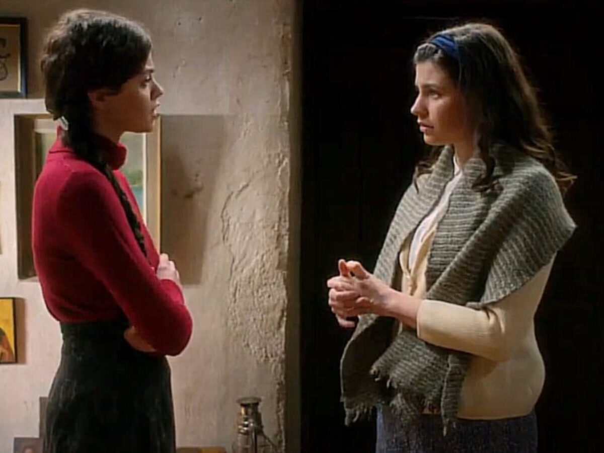 Άγιος Έρωτας: Η Δώρα γίνεται ο μεγαλύτερος εχθρός της Χλόης και της επιτίθεται με μανία