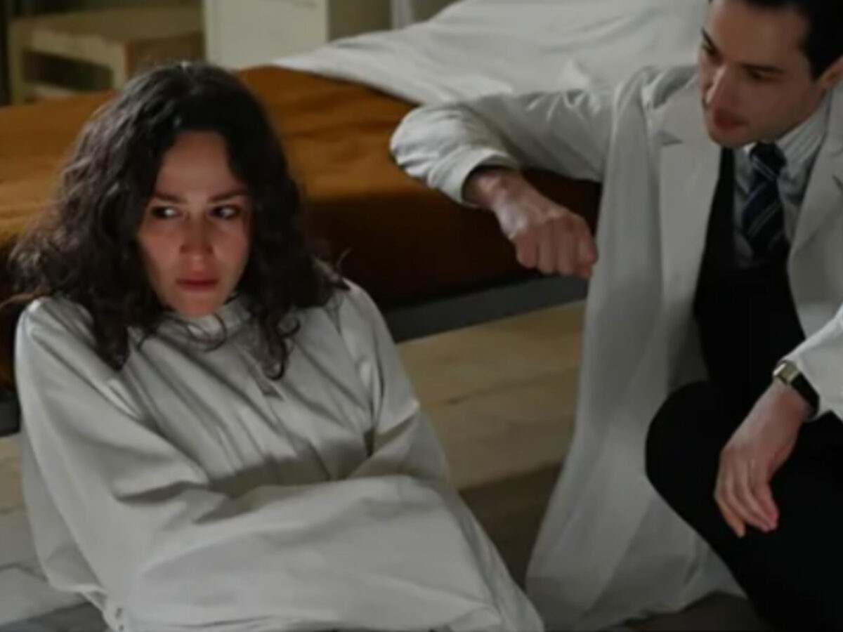 Άγιος Έρωτας : Θέλω να την σκοτώσω- Η Σοφία εξομολογείται στον Ηλία την απέχθειά της για την Χλόη