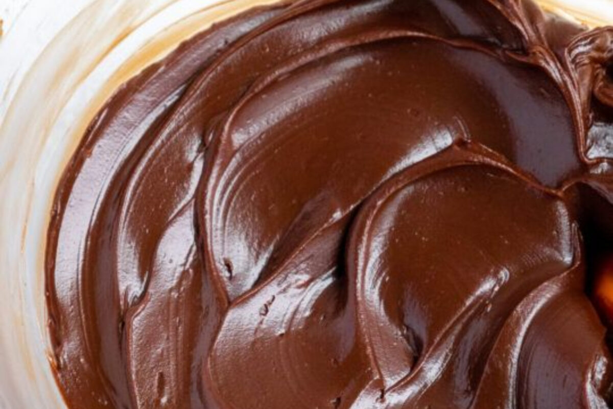 Ανακαλείται κρέμα σοκολάτας που υπάρχει κίνδυνος να περιέχει θραύσματα γυαλιού