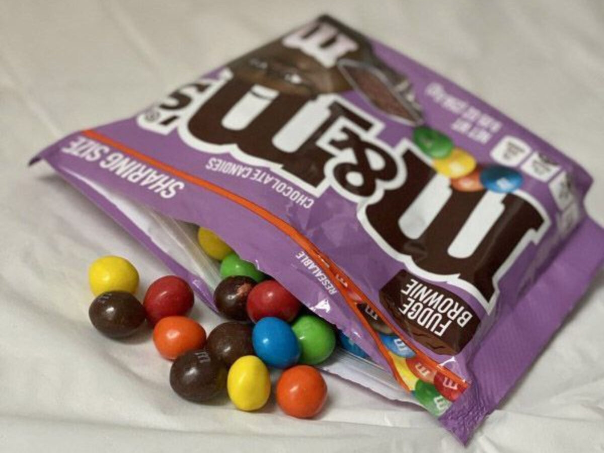 Ανακαλούνται 6.000 κιβώτια με σοκολατάκια M&M’s : Σοβαρός κίνδυνος για τα παιδιά