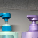 Ανακαλούνται 30 πασίγνωστες μάρκες σαμπουάν και αφρόλουτρων: Αναλυτικά η λίστα με τα επικίνδυνα προϊόντα