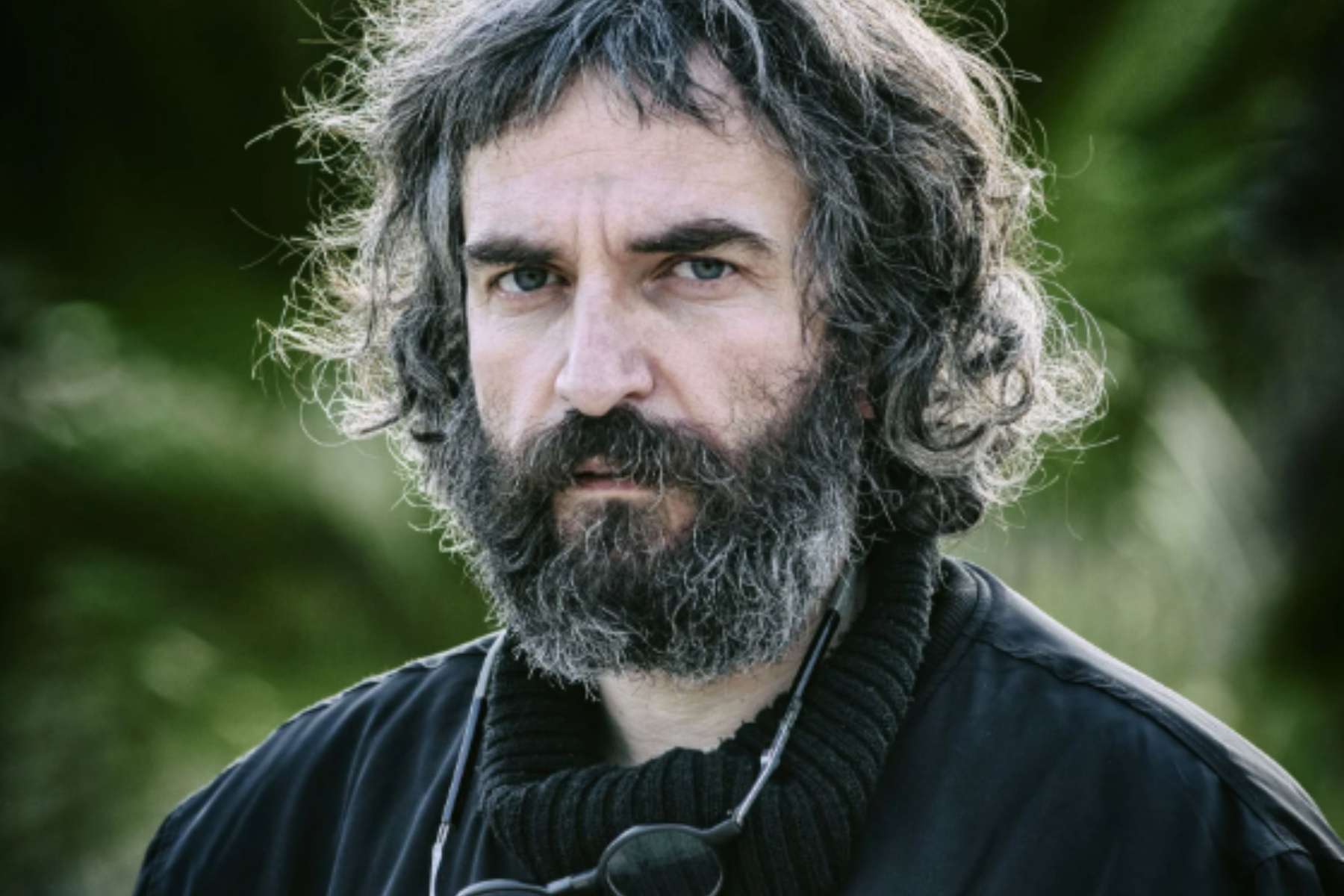 Ο Άρης Σερβετάλης επιστρέφει 20 χρόνια μετά στην ελληνική τηλεόραση - Η σειρά που θα τον δούμε