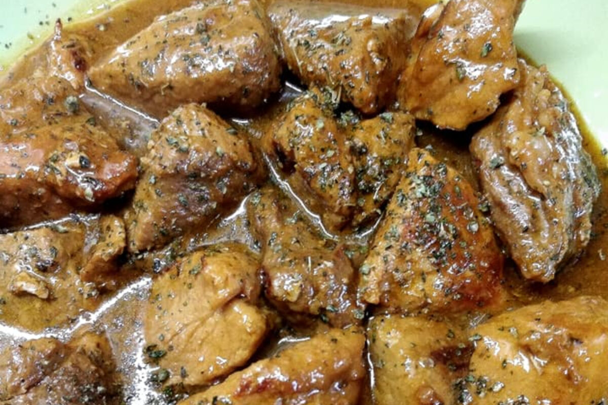 Χοιρινές-μπουκιές-με-μπύρα-συνταγή-