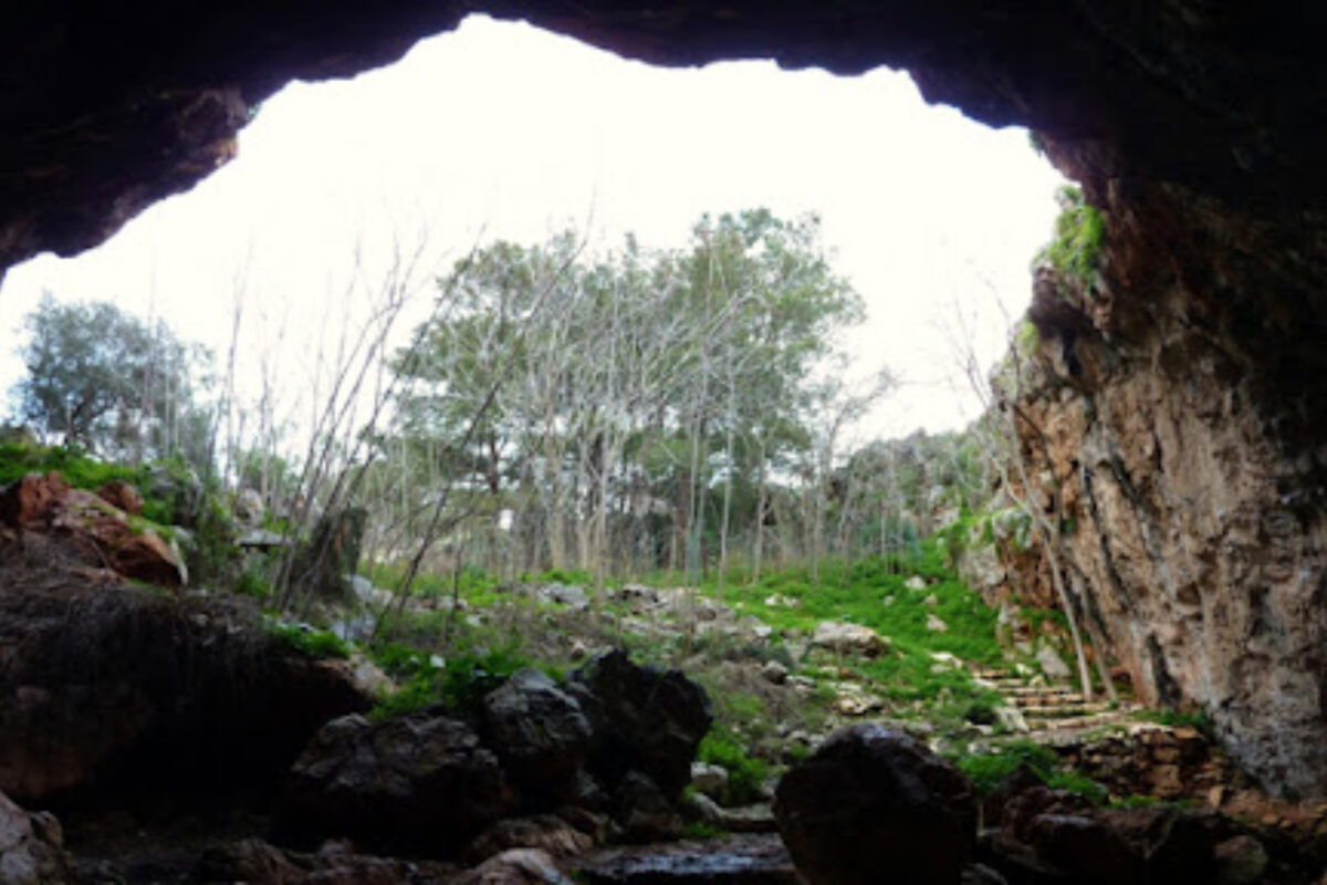 Δεν καπνίζει κανείς εκτός από τις καμινάδες: Αυτό είναι το ελληνικό χωριό στο οποίο απαγορεύεται το κάπνισμα