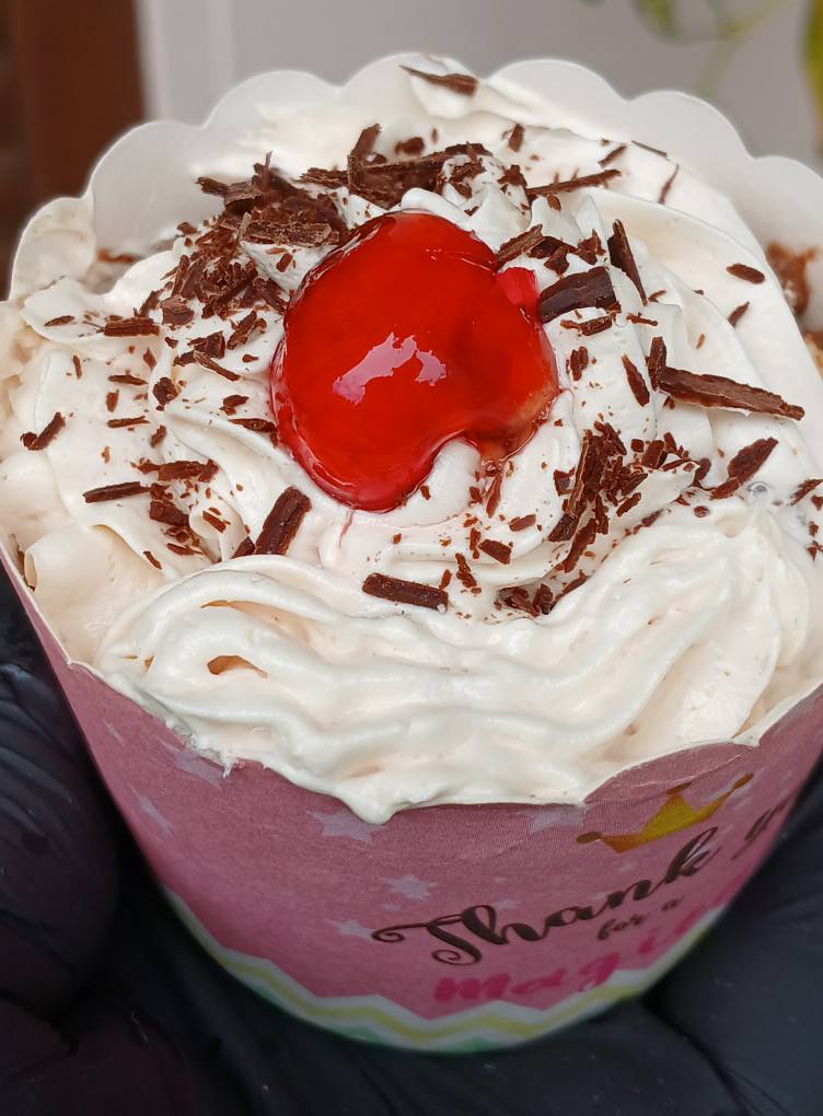 Εύκολα-ατομικά γλυκάκια-για τη Τσικνοπέμπτη-