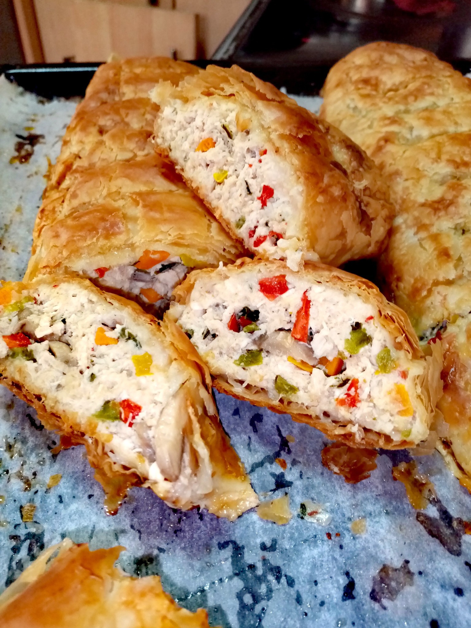 Εύκολη κοτόπιτα με φύλλο κρούστας για κατάψυξη