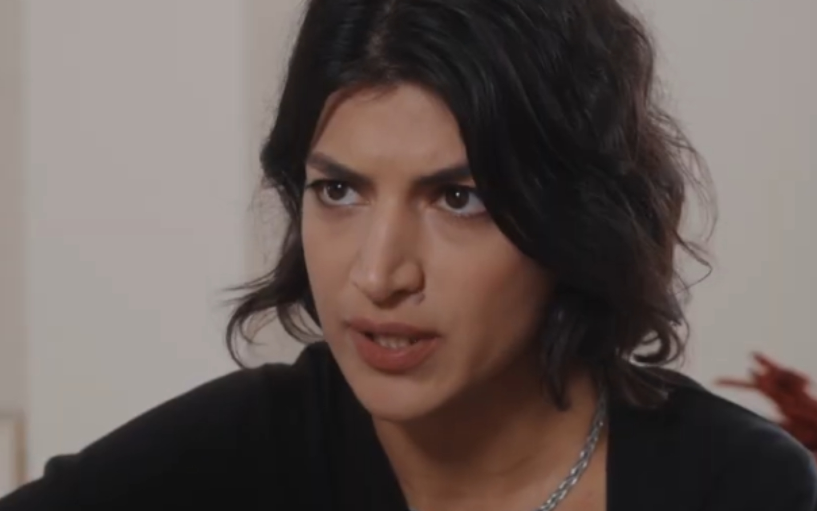 Η Γη της Ελιάς: Η αστυνομία αποκαλύπτει την Χριστιάνα