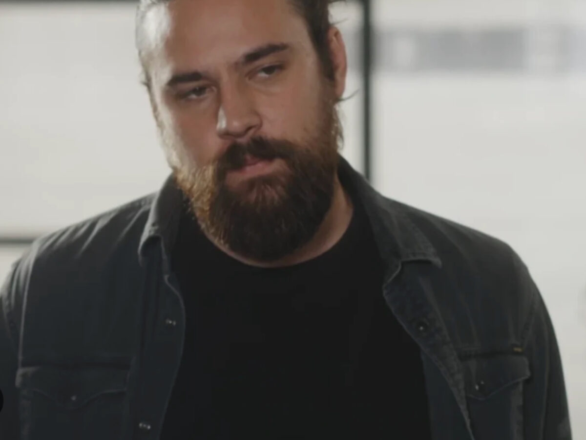 Η Γη της ελιάς: Ο Παυλής γίνεται θηρίο ανήμερο και παίρνει εκδίκηση από όλους