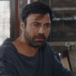 Η Γη της Ελιάς: Το σοκαριστικό τηλεφώνημα που φτάνει τον Στέφανο στην τρέλα