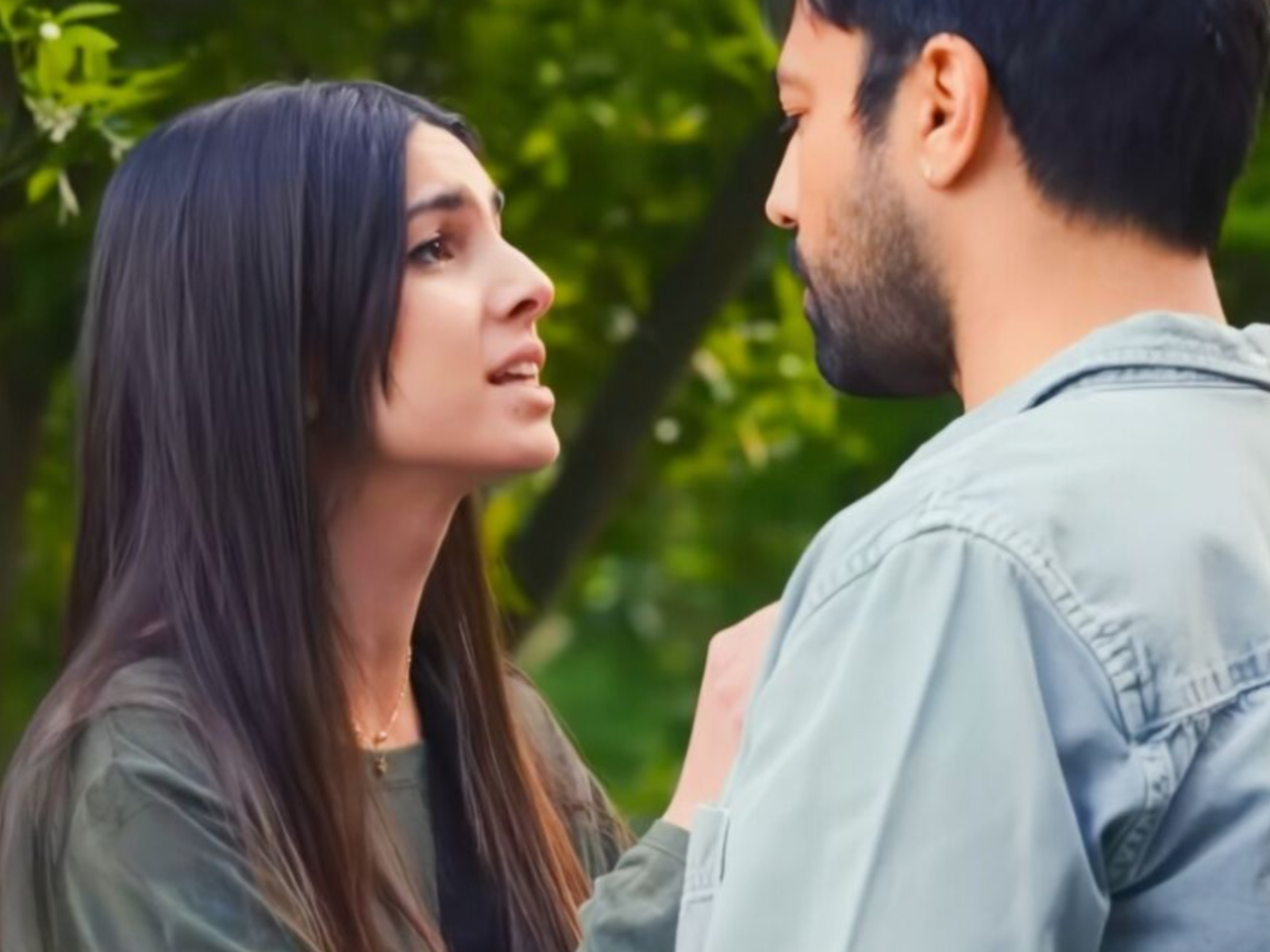 Η Γη της Ελιάς-Βασιλική-Στέφανος Η Γη της Ελιάς-Βασιλική-Στέφανος