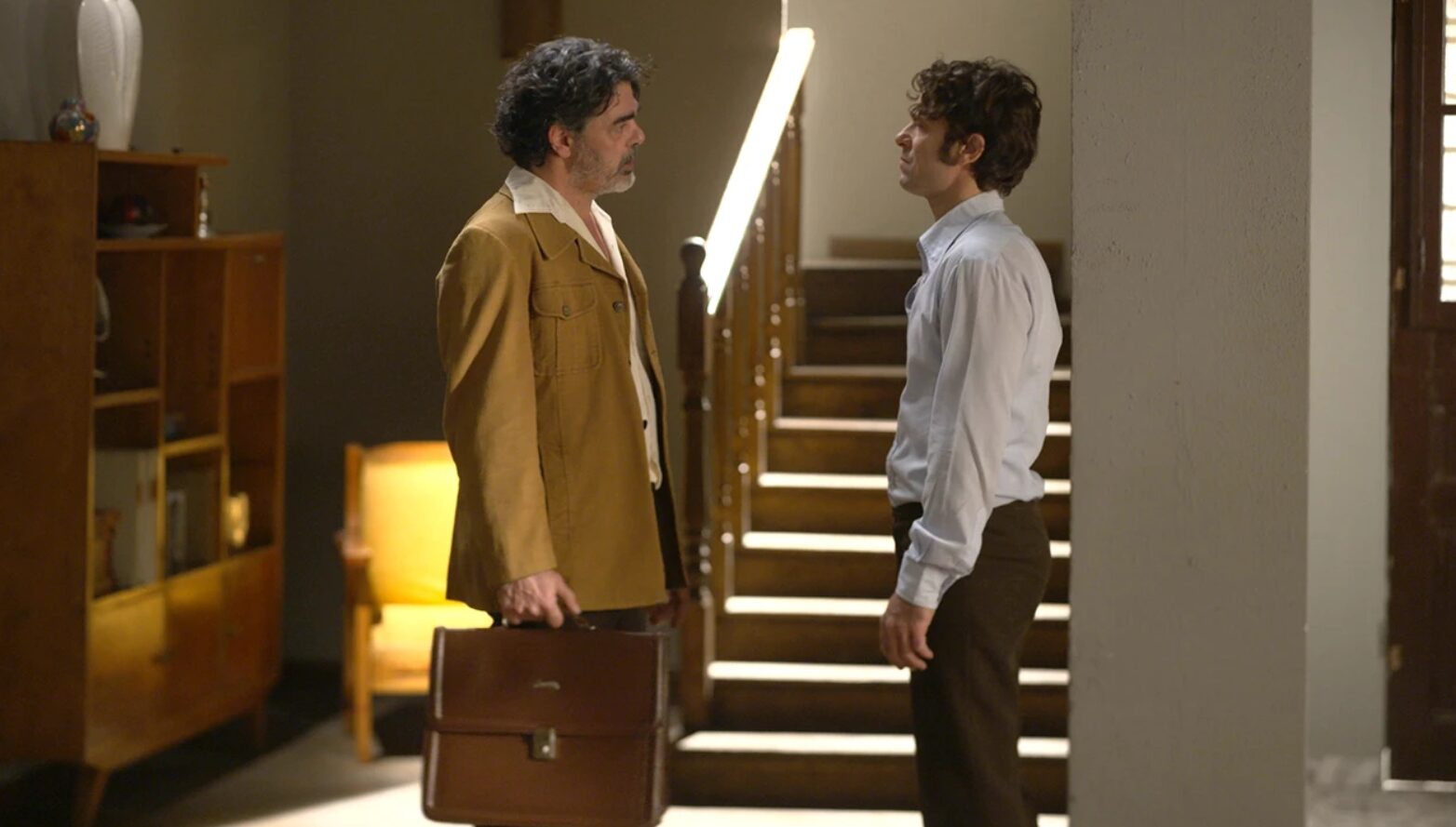 Ηλέκτρα επόμενα επεισόδια Γ’ κύκλος: 94, 95, 96, 97, 98, 99