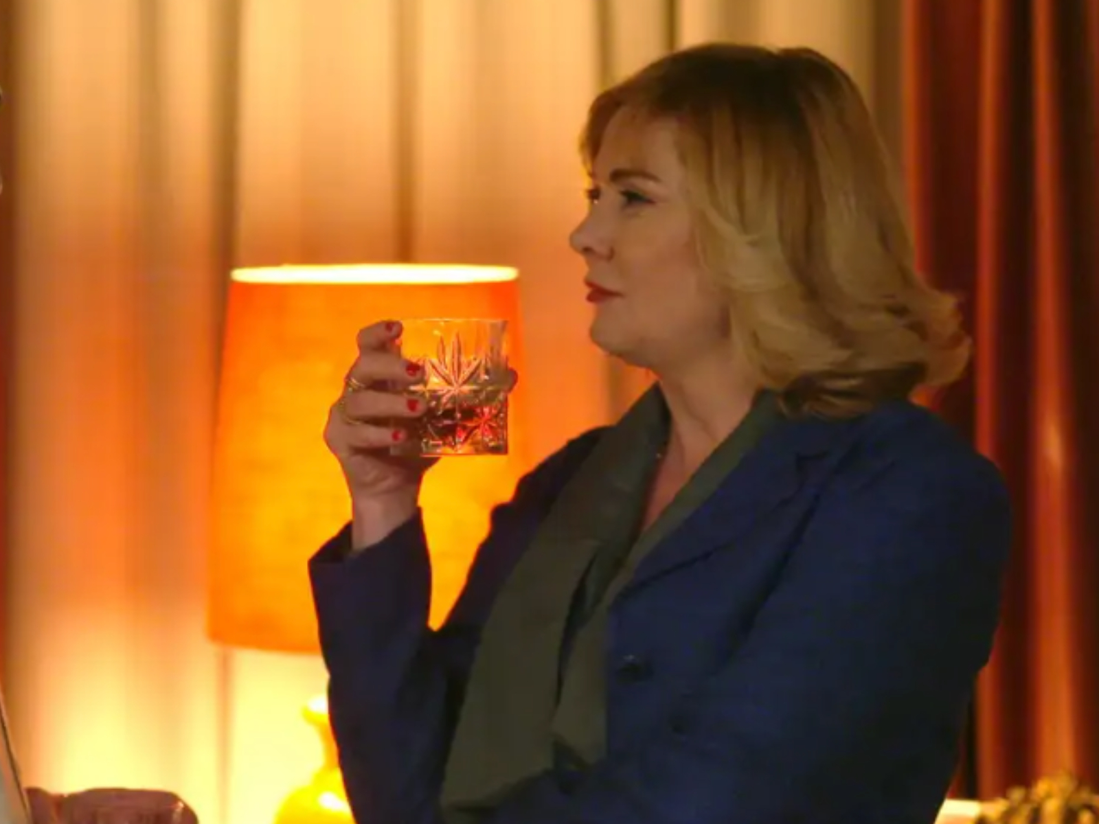 Ηλέκτρα: Ο Βρεττός μετακομίζει στο σπίτι της Φιόνας