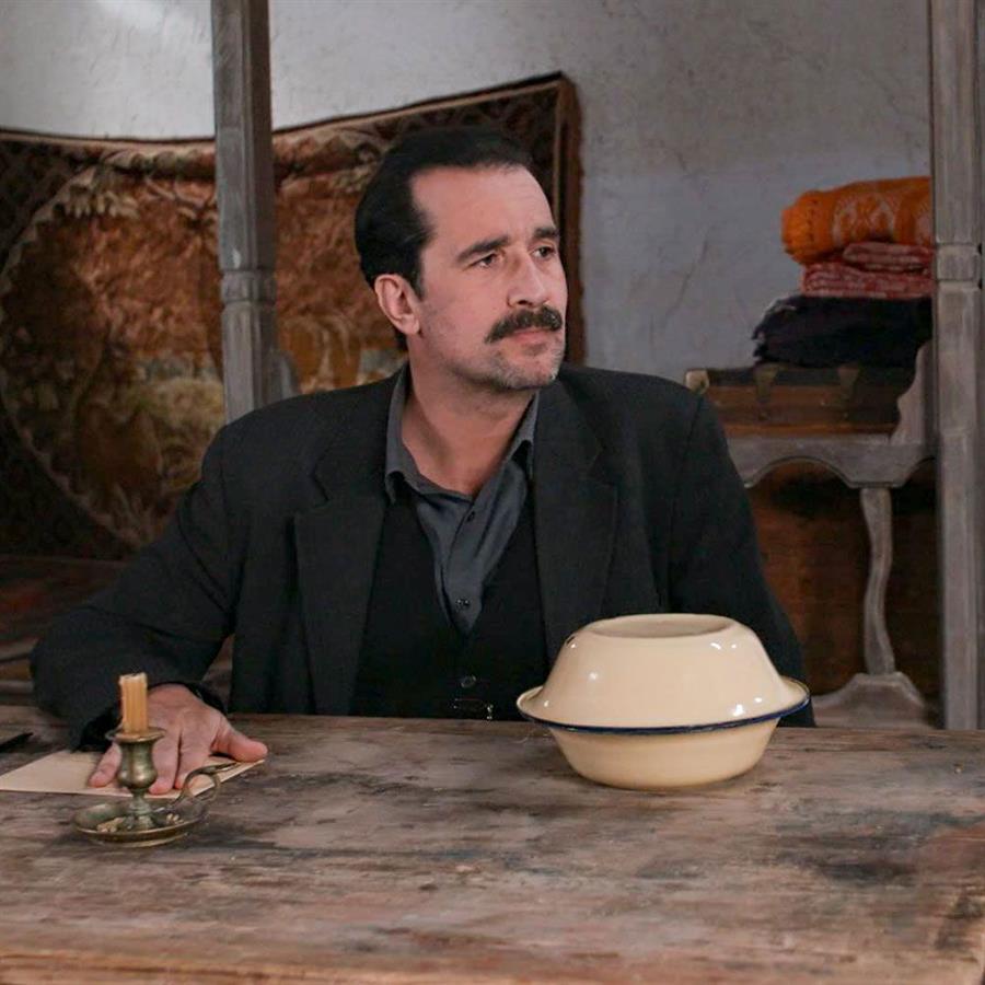 Grand hotel-Χαραλάμπης