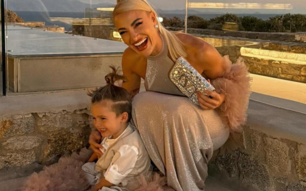 Ιωάννα Τούνη: Η αποκριάτικη στολή του μικρού Πάρη μας έκανε να λιώσουμε από την γλύκα (Φωτογραφία)