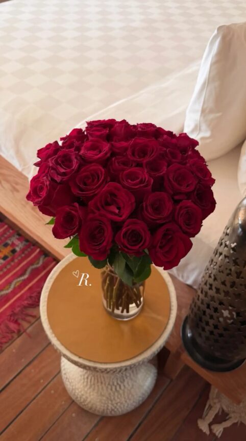 Η Ιωάννα Τούνη και ο Δημήτρης Σπυριδωνίδης έχουν επέτειο και τα δώρα που της πήρε μας έκαναν να λιώσουμε (photo)