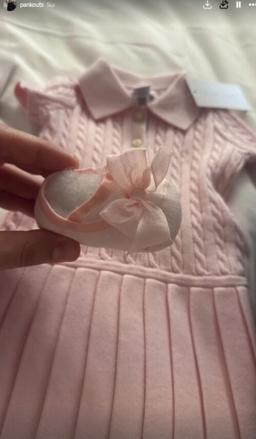 Κατερίνα Καινούργιου: Η τρυφερή ανάρτηση του Παναγιώτη Κουτσουμπή για τον ερχομό της κόρης τους