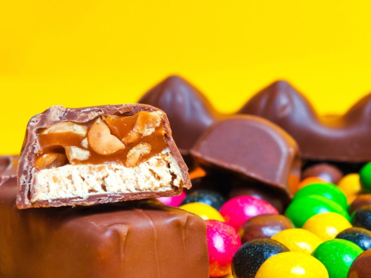 Μεγάλη Προσοχή: Εντοπίστηκε αρσενικό σε πασίγνωστες σοκολάτες και καραμέλες που τρώνε όλα τα παιδιά (Φωτογραφία)