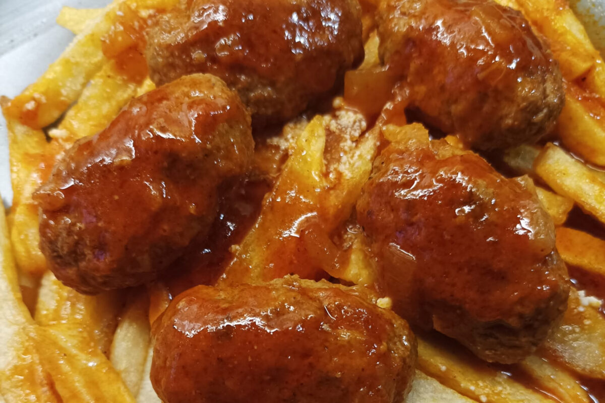 παραδοσιακά-σουτζουκάκια-συνταγή-