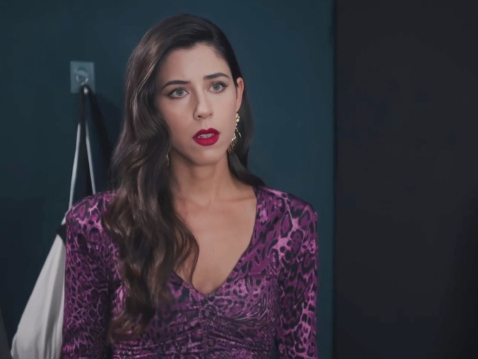 Μια νύχτα μόνο: Η Μίνα παθαίνει τροχαίο και χάνει το παιδί