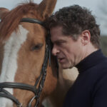 Μία Νύχτα Μόνο: Του κλέβει όλη του τη περιουσία και εξαφανίζεται