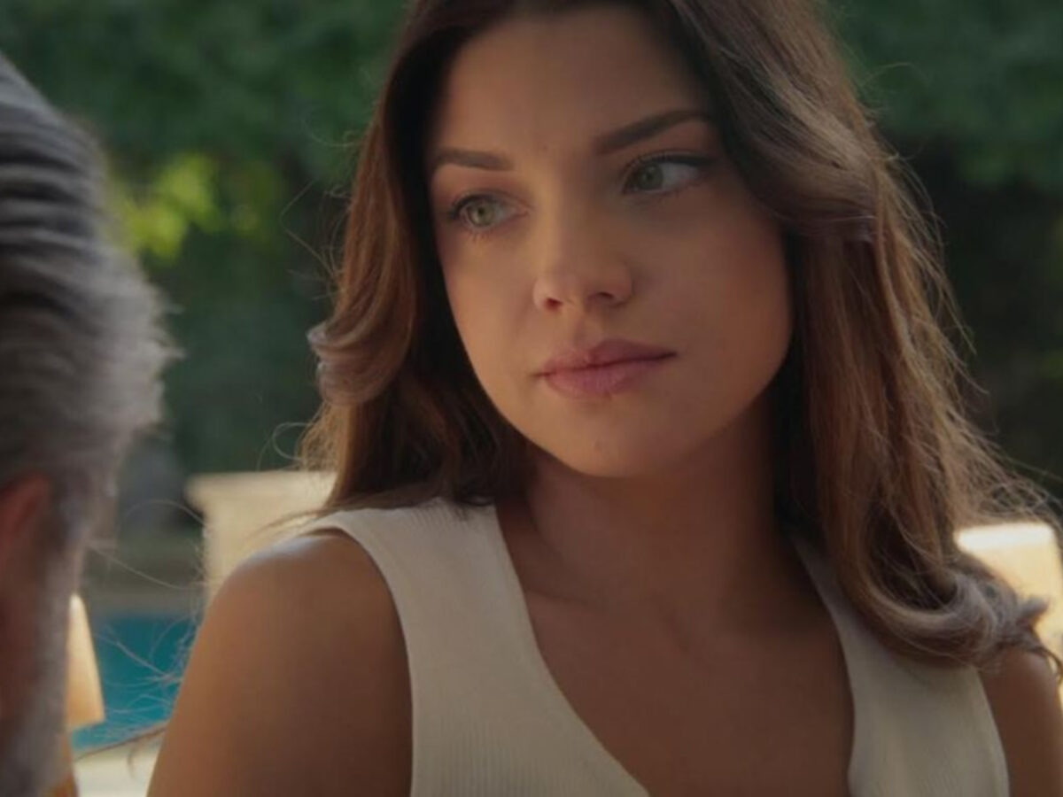 Να μ αγαπάς: Η Εβίτα γίνεται βούκινο σε όλο το Ναύπλιο και πολεμάει την οικογένεια της