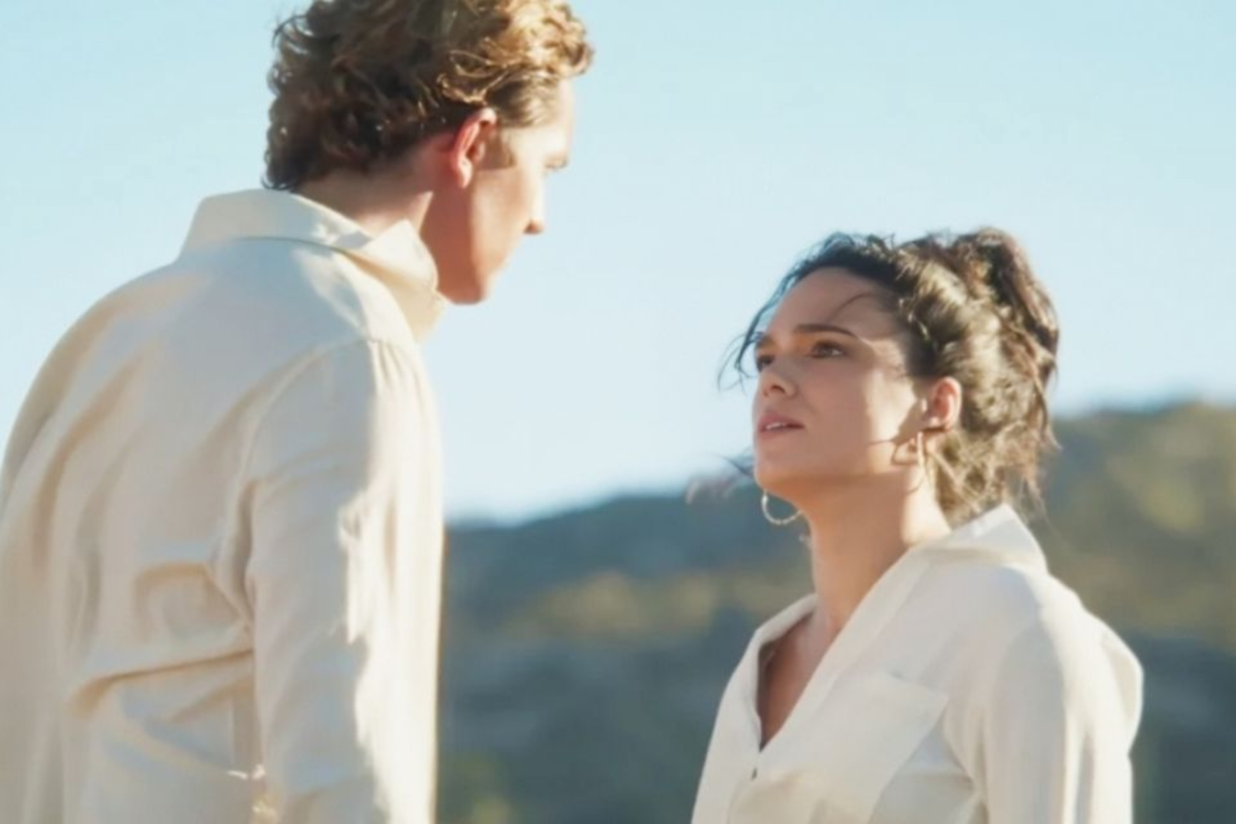 Να μ' αγαπάς: «Είσαι τα πάντα μου» - Η ερωτική εξομολόγηση του Ορφέα που θα μας κάνει να λιώσουμε