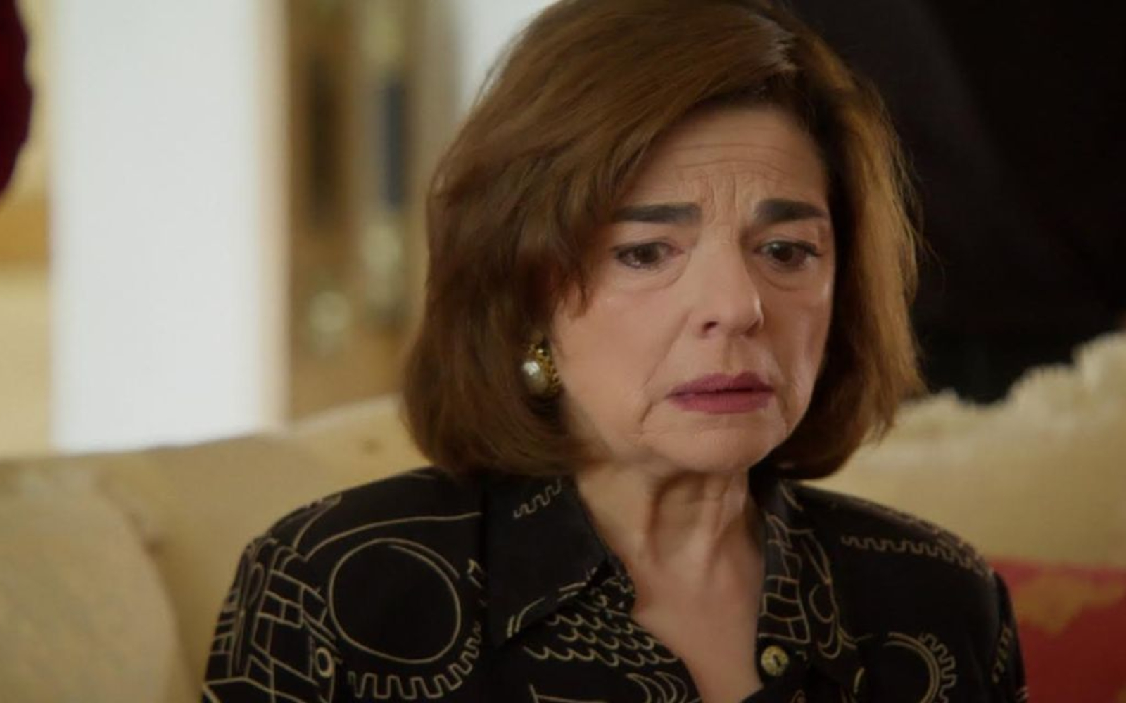 Να μ’ αγαπάς: Η Νικαίτη παίρνει εκδίκηση και κρατά τον Θεόφιλο φυλακισμένο